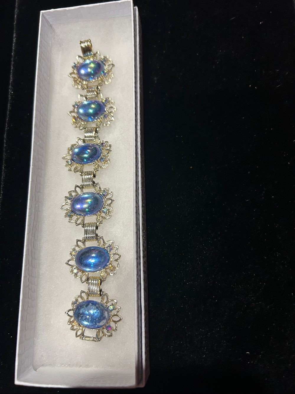 Vintage Blue Cabochon Silver-Tone Link Bracelet - Women Jewelry - Picture 3 of 5